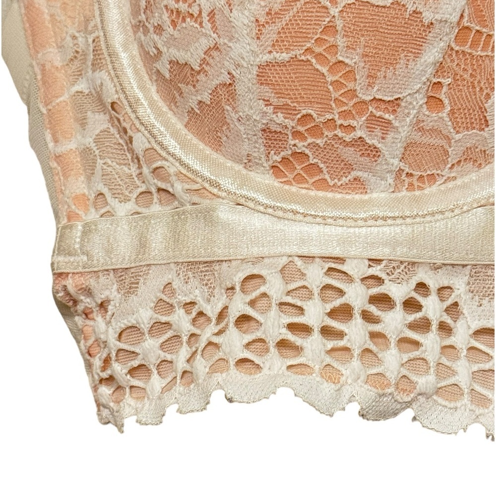 Cacique Lightly Lined Strapless Multiway 36a - image 4